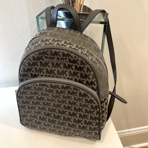 Michael Kors Signature Backpack - Picture 3 of 4